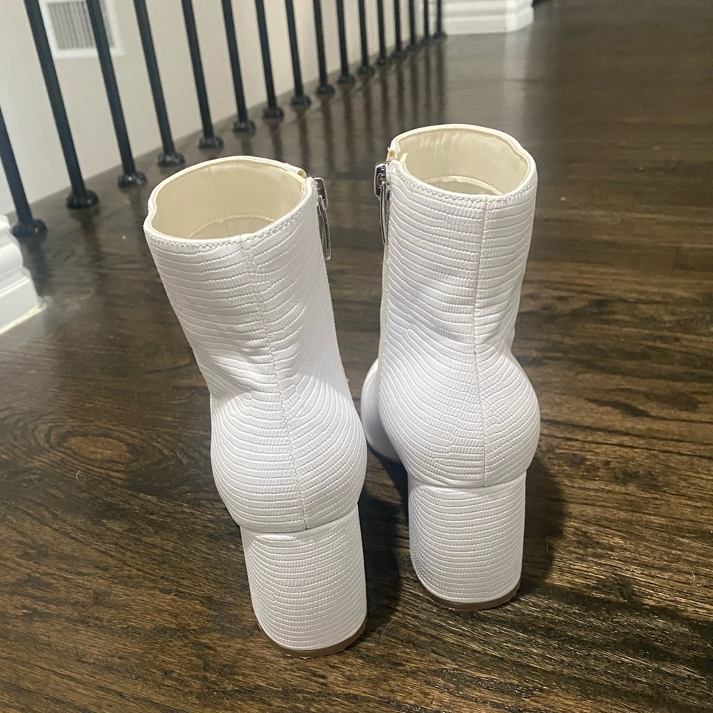 Marc Fisher Heeled Booties 5.5 - image 3